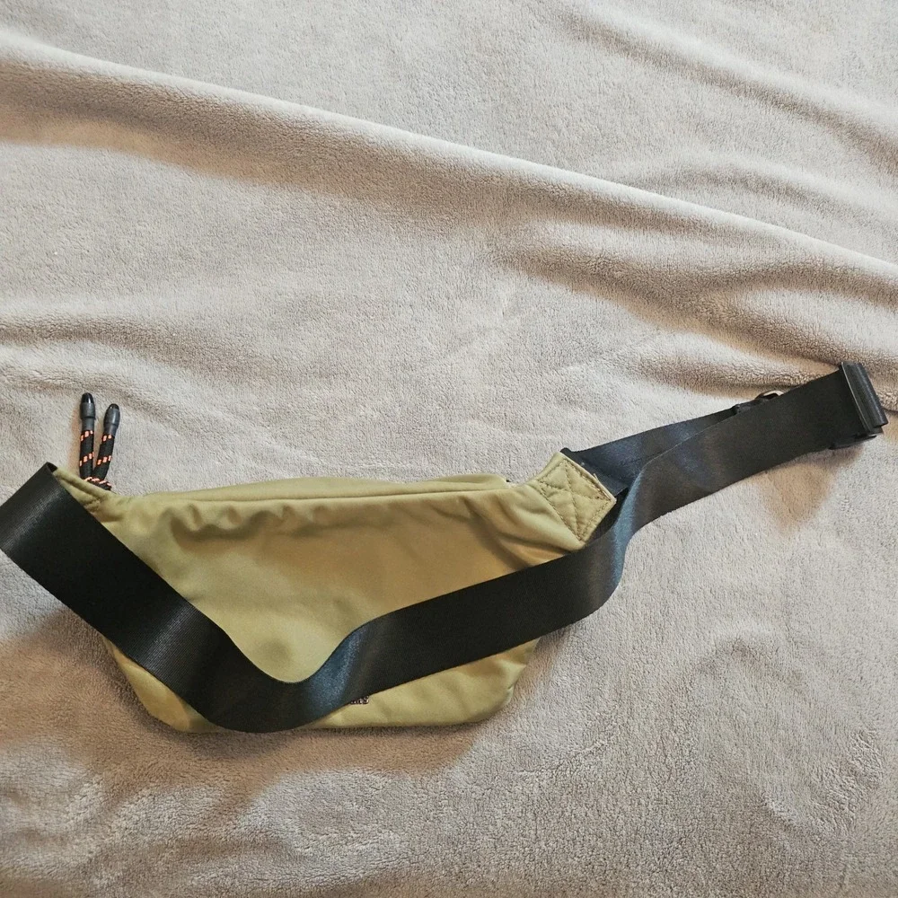 Like Dreams Lined Hiking Vacation Bike Riding Waist Bags & Fanny Pack Women